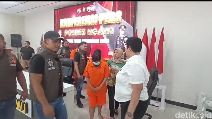 Pelaku perdagangan bayi di Ngawi.