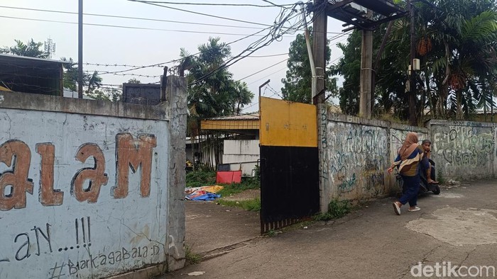 Rute Pintu Belakang Rest Area di Tol Jagorawi Rute Pintu Belakang Rest Area di Tol Jagorawi