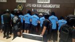 100 Napi High Risk Cuma Bisa Menunduk Saat Diangkut ke Nusakambangan
