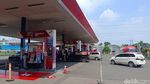 Asa Para Pejuang Rupiah di Rest Area yang Disita Jaksa