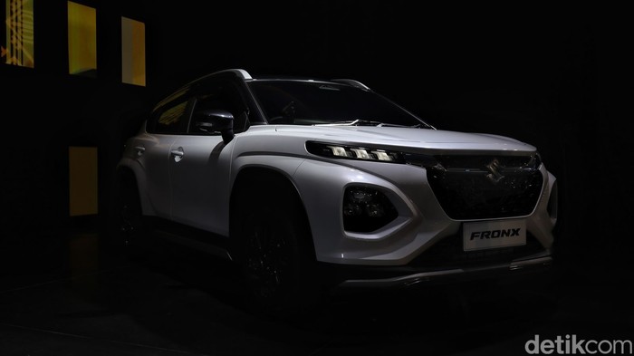 Suzuki Fronx.
