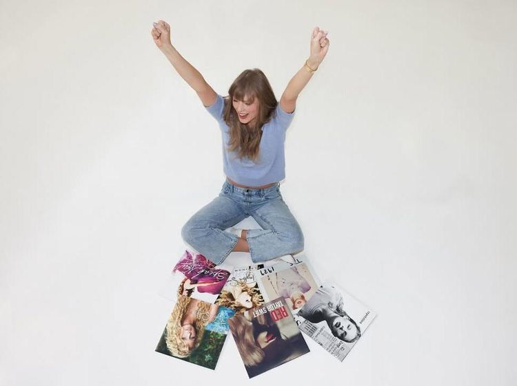 End Game! Taylor Swift Resmi Ambil Alih Hak 5 Album Pertama