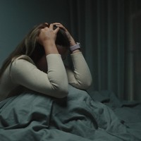 Sering Overthinking di Malam Hari? Ini 7 Tips Hadapi Cemas Soal Masa Depan