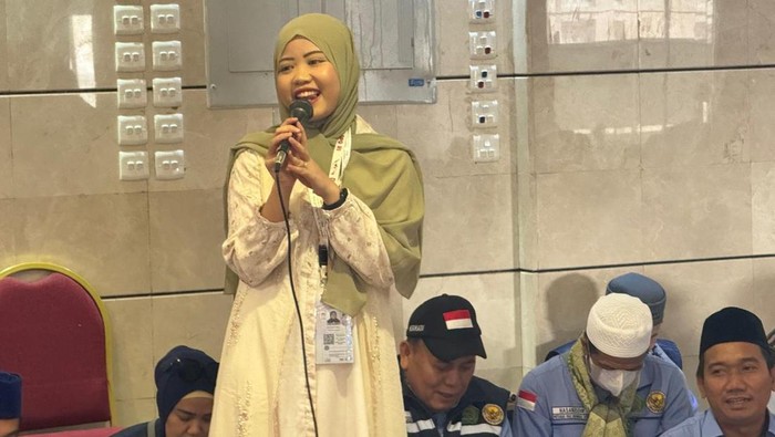 Anggota DPD RI Ratu Tenny temui jemaah Haji Sumsel di Mekkah