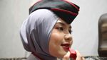 Cerita Fitri, dari Kasir Jadi Pramugari Kereta Cepat Whoosh