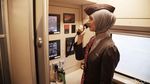 Cerita Fitri, dari Kasir Jadi Pramugari Kereta Cepat Whoosh