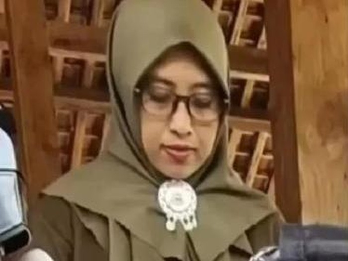 Dewi Astutik. (Dok. tangkapan layar) Dewi Astutik. (Dok. tangkapan layar)