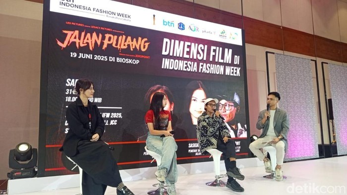 para pemain film Jalan Pulang.