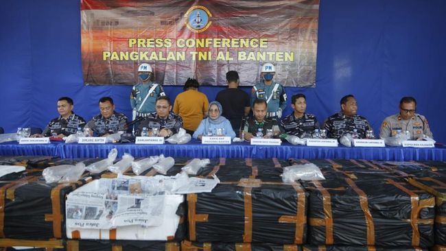 Foto: TNI AL Gagalkan Penyelundupan bayi lobster di Pelabuhan Merak (dok. istimewa)