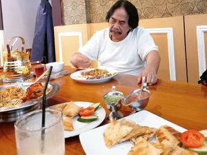 Jaja Miharja Doyan Pecak Gurame hingga Sayur Besan khas Betawi