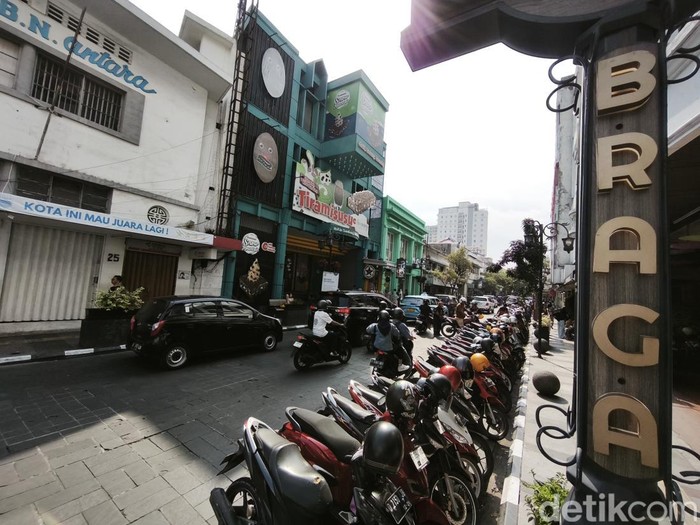 Jaln Braga di Kota Bandung.