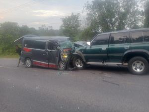 2 Orang Tewas Akibat Kecelakaan Maut Land Cruiser Vs Ambulans di Pelalawan