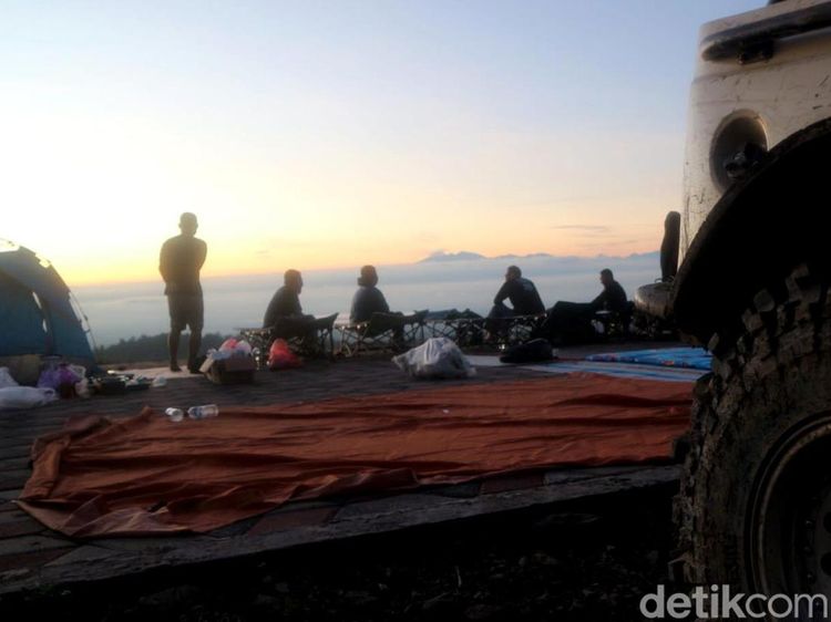 Jelajah Wisata Alam Bojonegoro Bersama Komunitas Jeep Offroad