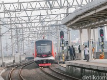 Trainset dari China Beroperasi, Ini Jadwal KRL yang Baru
