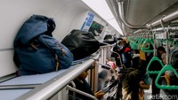 Kemudian, dalam waktu dekat akan ada lagi tambahan 2 trainset yang akan siap beroperasi. Nantinya tambahan kereta baru itu akan digunakan untuk jalur Bogor dan Cikarang kembali.