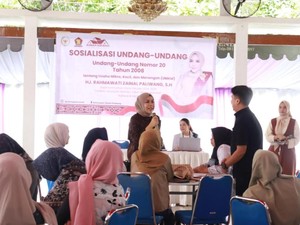 Legislator Gerindra Beri Edukasi dan Bantuan Sembako ke UMKM di Nunukan