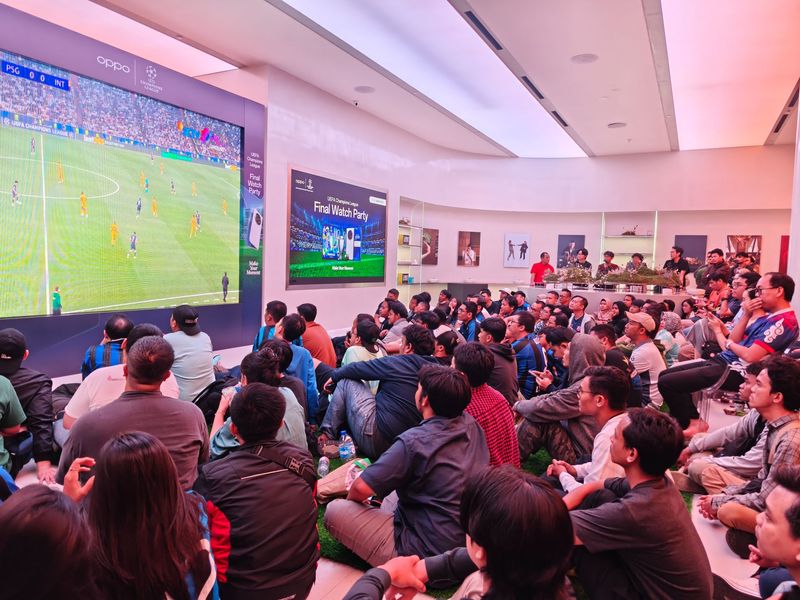 OPPO Wujudkan Mimpi Fans Rasakan Euforia Final UCL di Stadion Munich