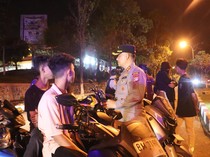 Patroli Malam di Pelalawan Riau: Kedai Tuak Didatangi-Balap Liar Dibubarkan
