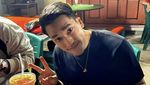 Potret Afgan Kulineran di Bangkok hingga Makan-makan Bareng Jackson Wang