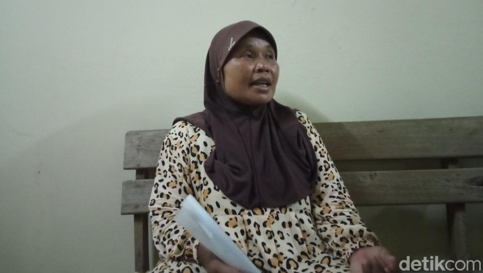 Siti Jumeni, kakak Sakira