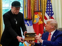 Berpisah di Gedung Putih, Elon Musk Dapat Kado dari Trump