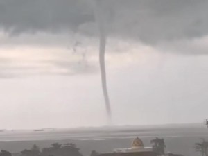 Fenomena Waterspout Terjadi di Teluk Balikpapan, BMKG Beri Penjelasan