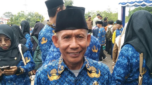 Abdul Halik (56), sopir Pemkot Bima yang diangkat PPPK, Senin (2/6/2025). (Rafiin/detikBali)