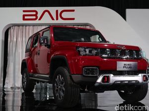 Harga Mobil BAIC Turun Nyaris Rp 100 Juta, Pembeli Lama Rugi, Dong?