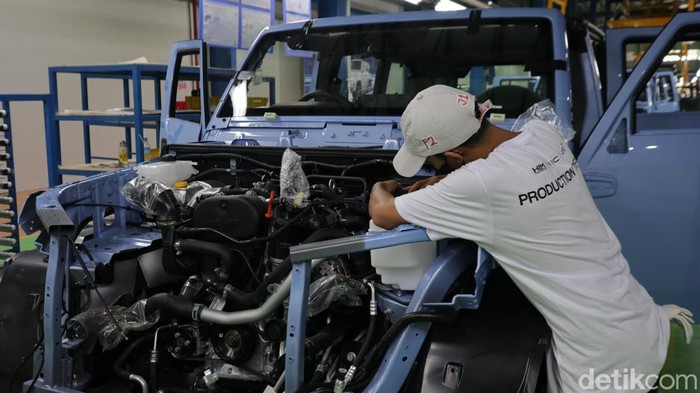 BAIC BJ40 Plus dirakit lokal.