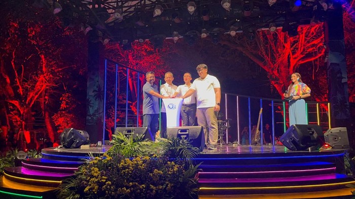 Disparekraf DKI Jakarta menggelar Jakarta Illumination Island di Pulau Pramuka, Kepulauan Seribu