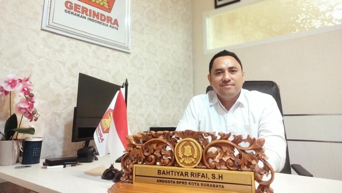 DPRD Surabaya
