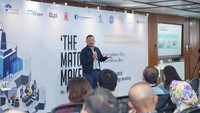 Buku The Matchmaker juga memaparkan pengalaman dari para pelaku. Harapannya, praktik baik ini bisa direplikasi untuk menjadikan Indonesia benar-benar mandiri dan kompetitif secara global,” kata Erwin Suryadi. (Foto: ist)