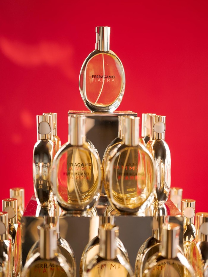 Parfum terbaru Ferragamo Fiamma.