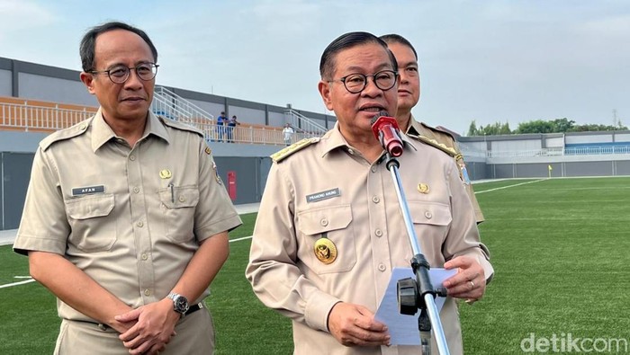 Gubernur Jakarta Pramono Anung di Stadion Tugu Jakut. (Anggi/detikcom)