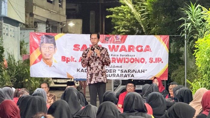 Ketua DPRD Jatim Adi Sutarwijono
