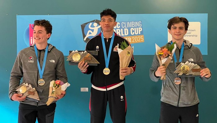 Atlet Indonesia Kiromal Katibin berhasil meraih medali emas seri Piala Dunia di Amerika Serikat. Ia mencatatkan waktu terbaik 4,83 detik.