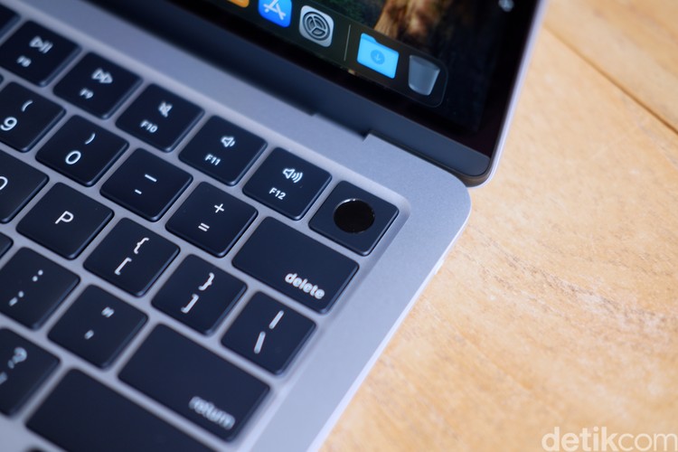 MacBook Air M4