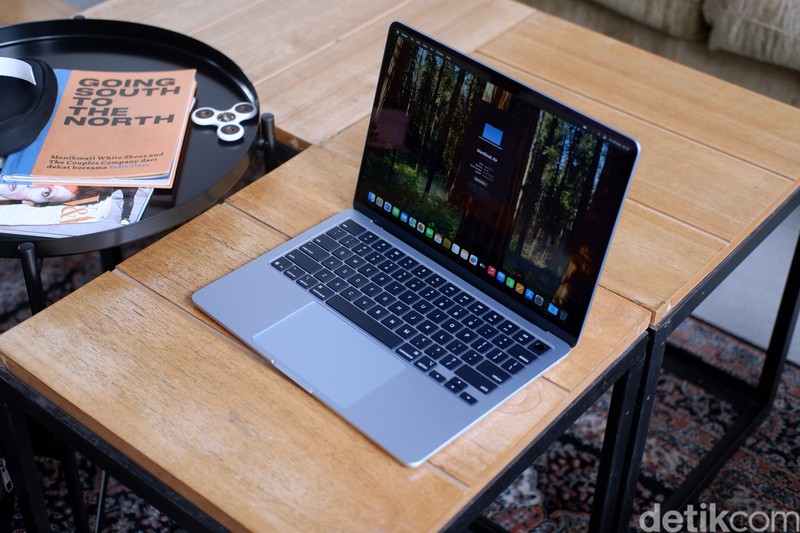MacBook Air M4