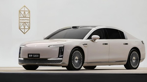 Potret Mobil Listrik Terbaru Huawei yang Siap Saingi Sedan Mewah Maybach