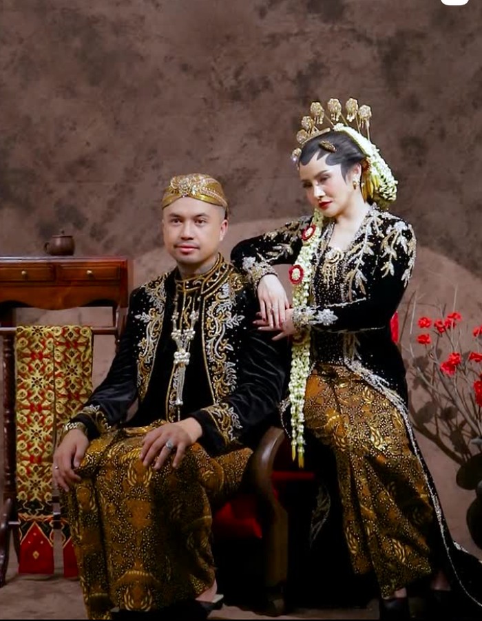 Mawar AFI dan Kevin Wazeng Mawar AFI dan Kevin Wazeng