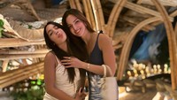 Di Instagram, Nia Ramadhani membagikan beberapa potret Mikhayla yang masih kecil. (Foto: dok Instagram)