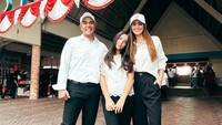 Nia Ramadhani lalu menyampaikan pesan untuk Mikhayla. Banyak banget kesalahan yang mama dan papa lakukan, jangan diikutin. Tapi seandainya ada satu atau dua kebaikan yang kakak lihat dalam diri mama dan papa, kakak harus contoh, tulisnya. (Foto: dok Instagram)