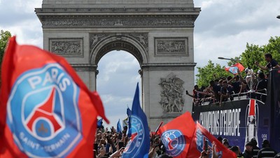 PSG Gelar Parade Juara Liga Champions di Paris