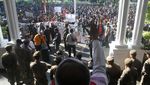 Pedagang Pasar Bogor Geruduk Balaikota, Tolak Relokasi