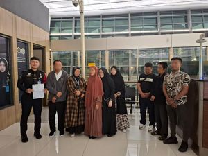Keberangkatan 1.243 WNI Jemaah Haji Nonprosedural Ditunda