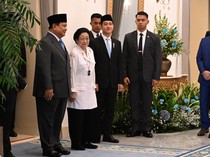 Keakraban Prabowo dan Megawati: Bisik-bisik hingga Gandeng Tangan