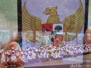 Susunan Upacara Hari Kesaktian Pancasila di Sekolah Lengkap Teks Ikrar & Doa