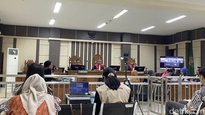 Sidang kasus korupsi eks Walkot Semarang Mbak Ita di PN Tipikor, Semarang, Senin (2/6/2025).