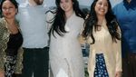 Stephanie Poetri Doyan Ngopi Bareng Teman dan Suaminya