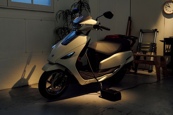 Suzuki e-Access.